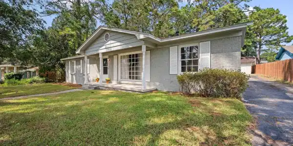109 Windsor Drive