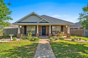 406 Ellington Ave