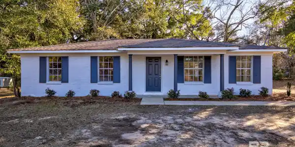 1408 Warren Drive