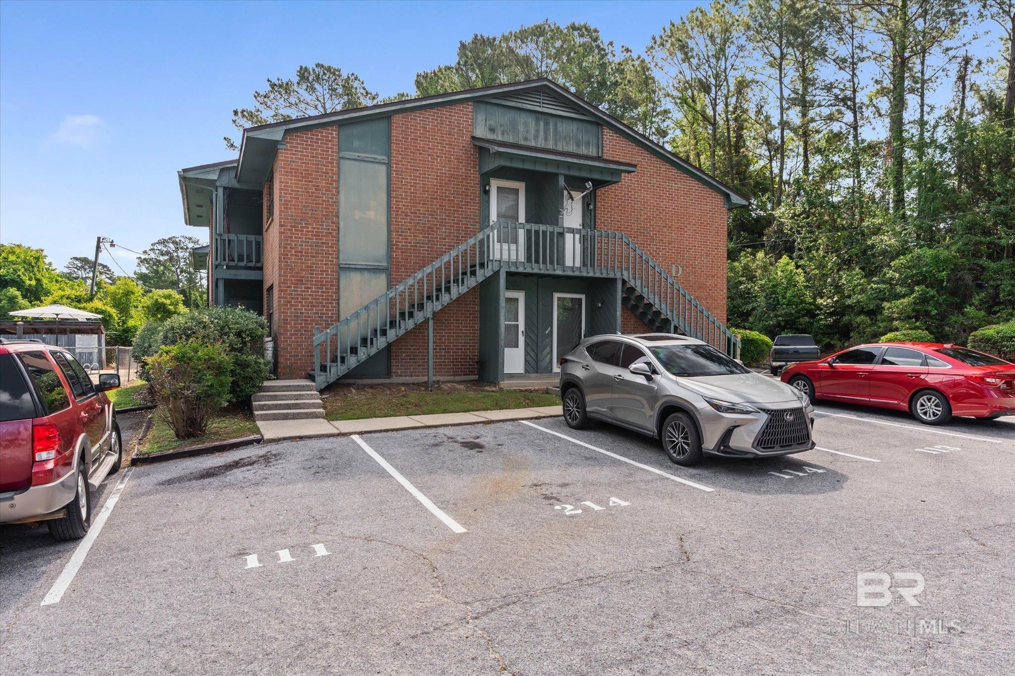 Image 1: Front Of Structure