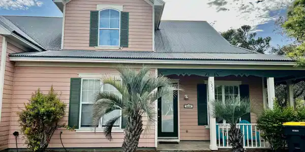 933 Calalou Way