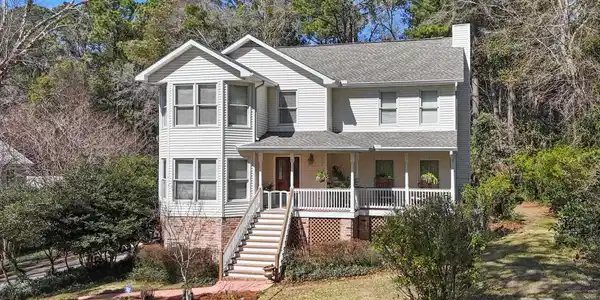 510 E Oak Ridge Court