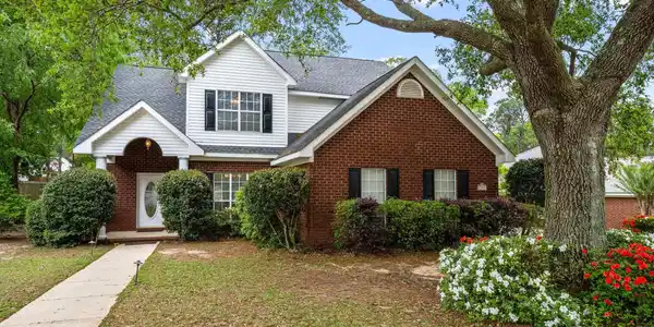 7051 Wedgewood Court