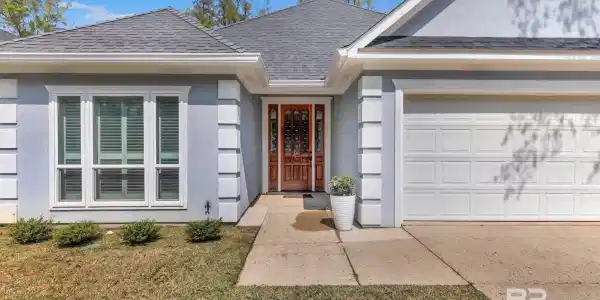 113 Laurel Place