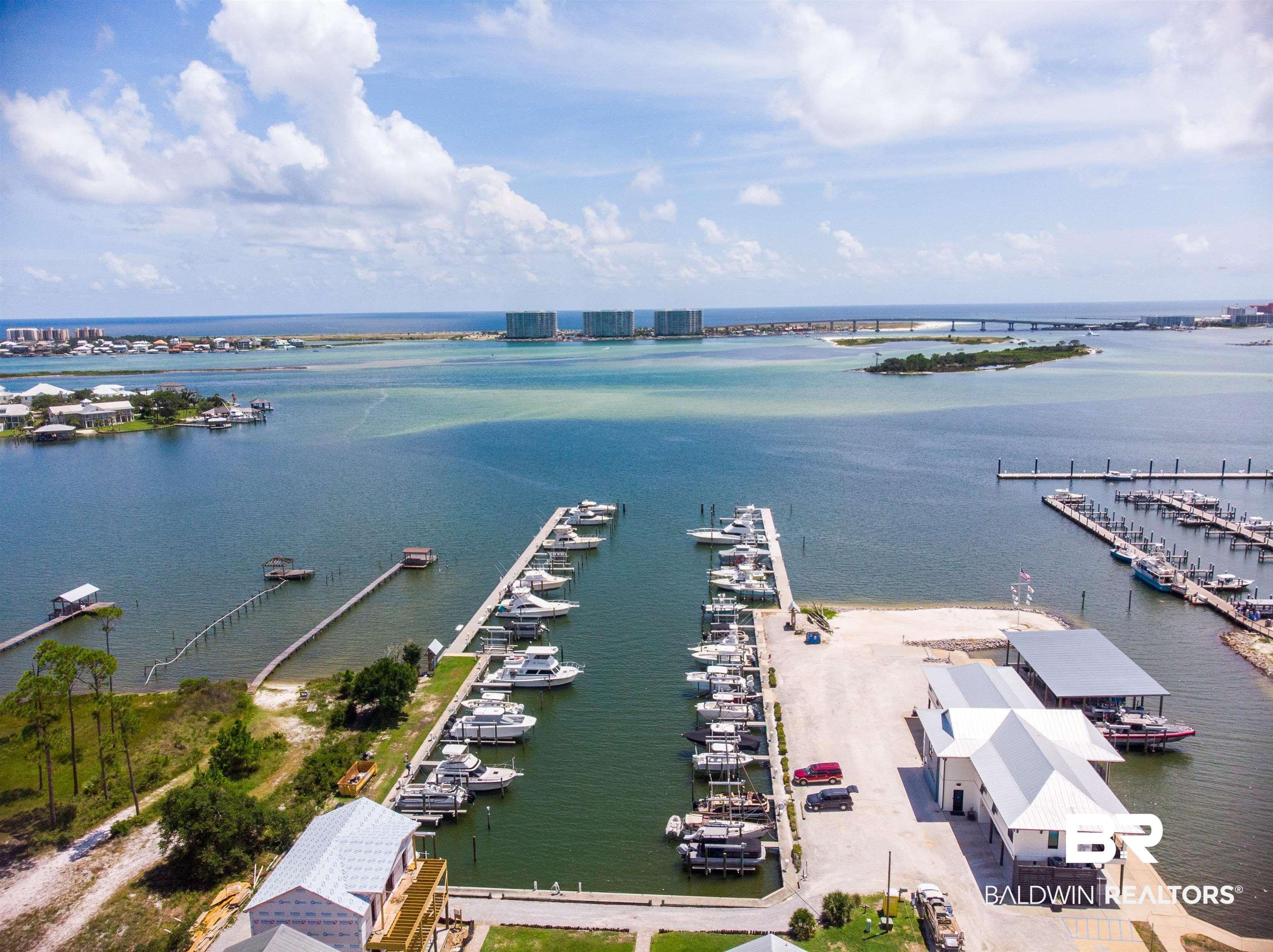 Image 3: Mess About Marina