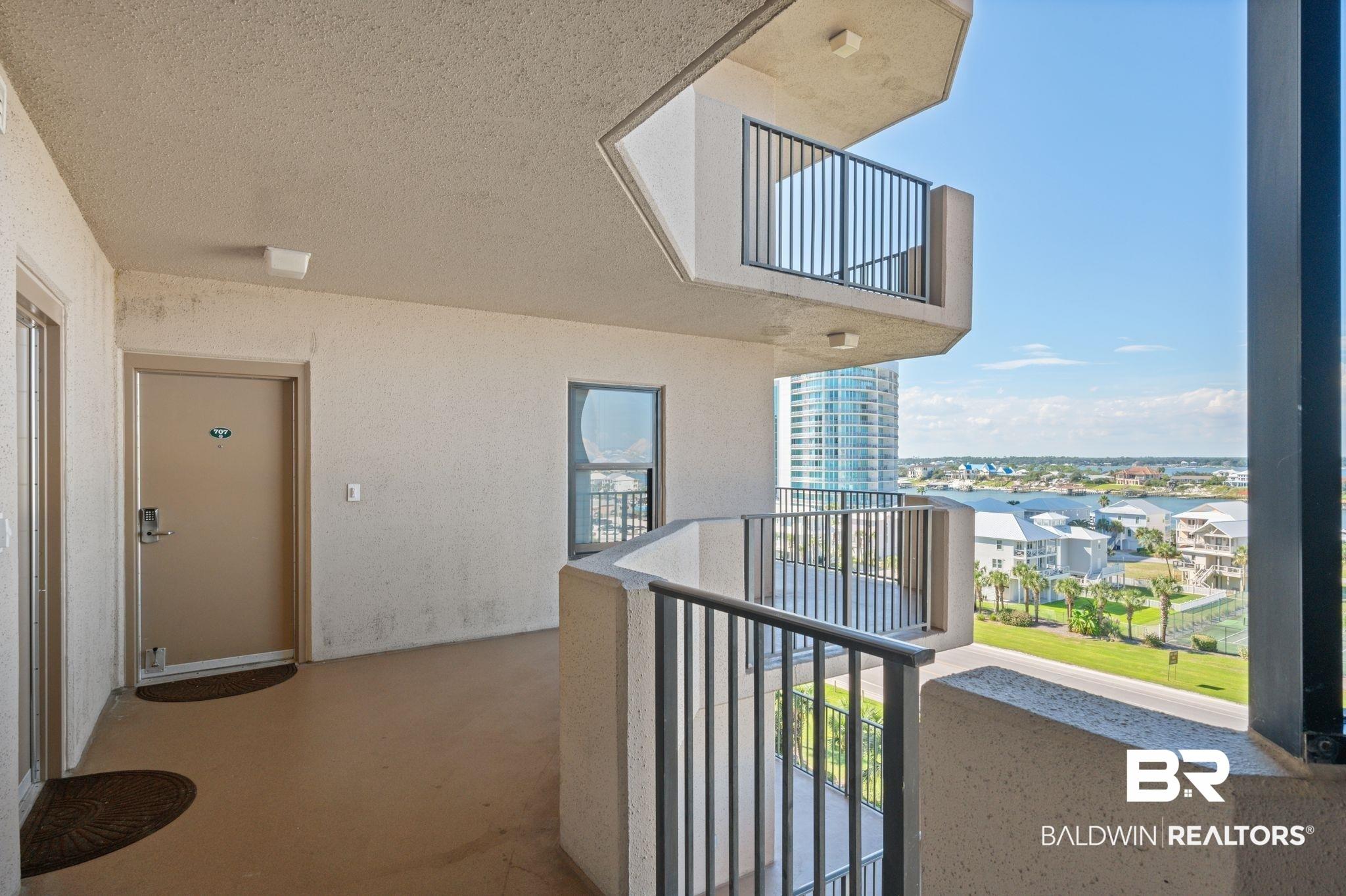 Image 2: Balcony
