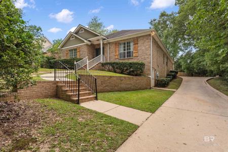 511 Oak Ridge Court