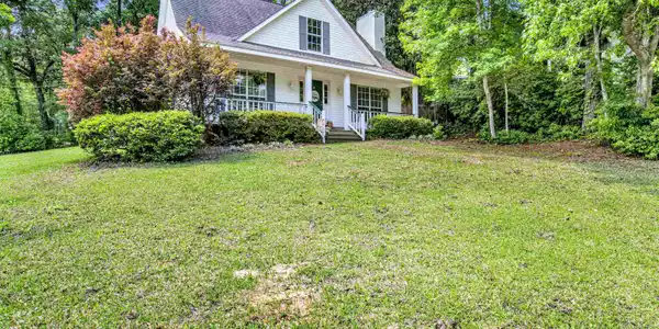 298 Ridgewood Drive