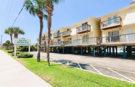 372 E Beach Boulevard