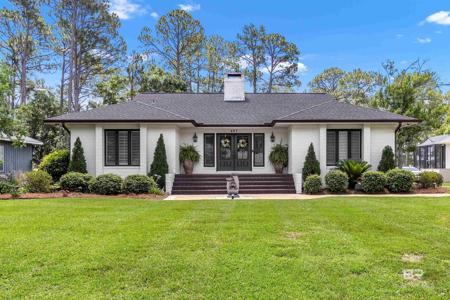 607 Wedgewood Drive