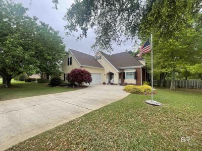 389 Scarlett Avenue