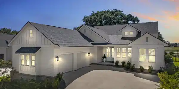 300 Cuban Lily Drive