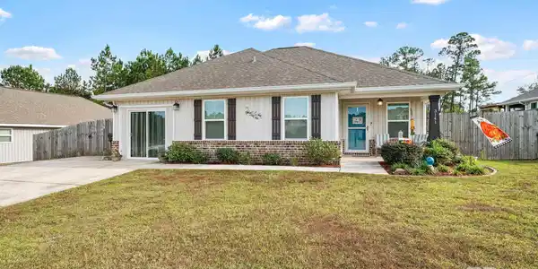 3141 Pine Wood Circle