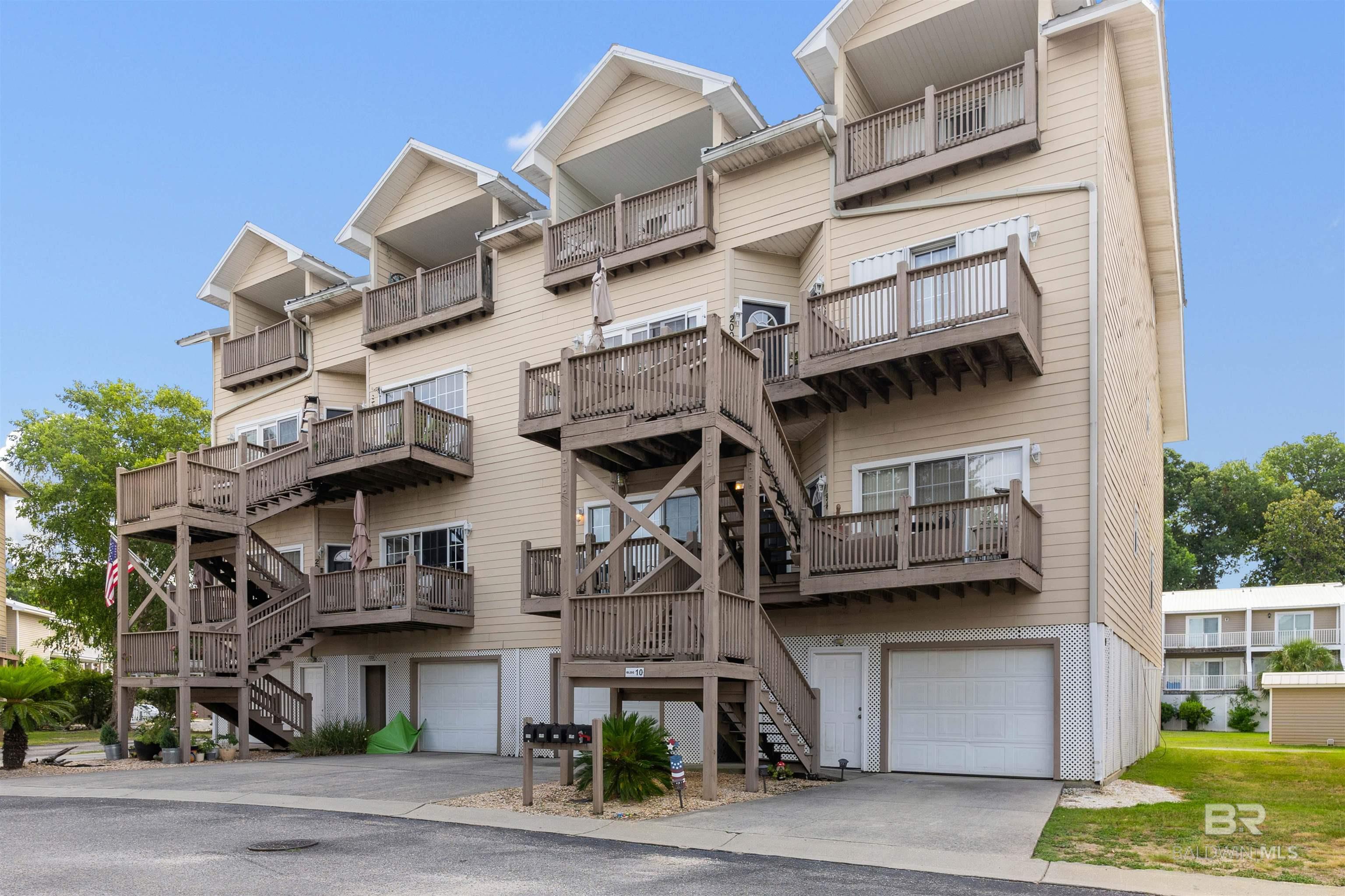 Image 1: Unit 200- Bldg 10