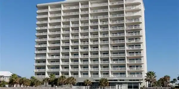 Image 2: View of apartment building / complex