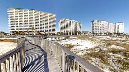 527 Beach Club Trail