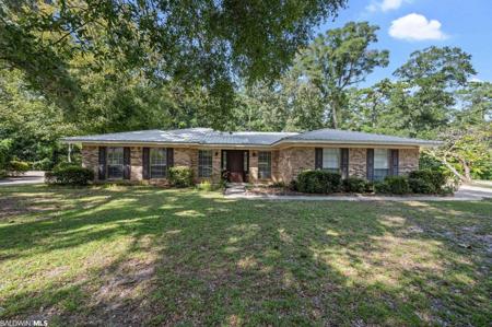 98 Paddock Drive