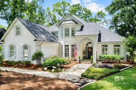 112 McIntosh Bluff Road