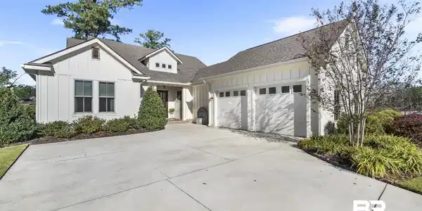 427 Colony Drive