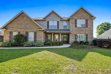 823 Summer Lake Street