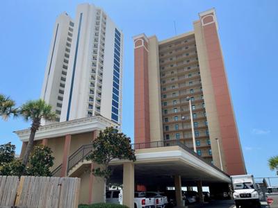 533 W Beach Boulevard