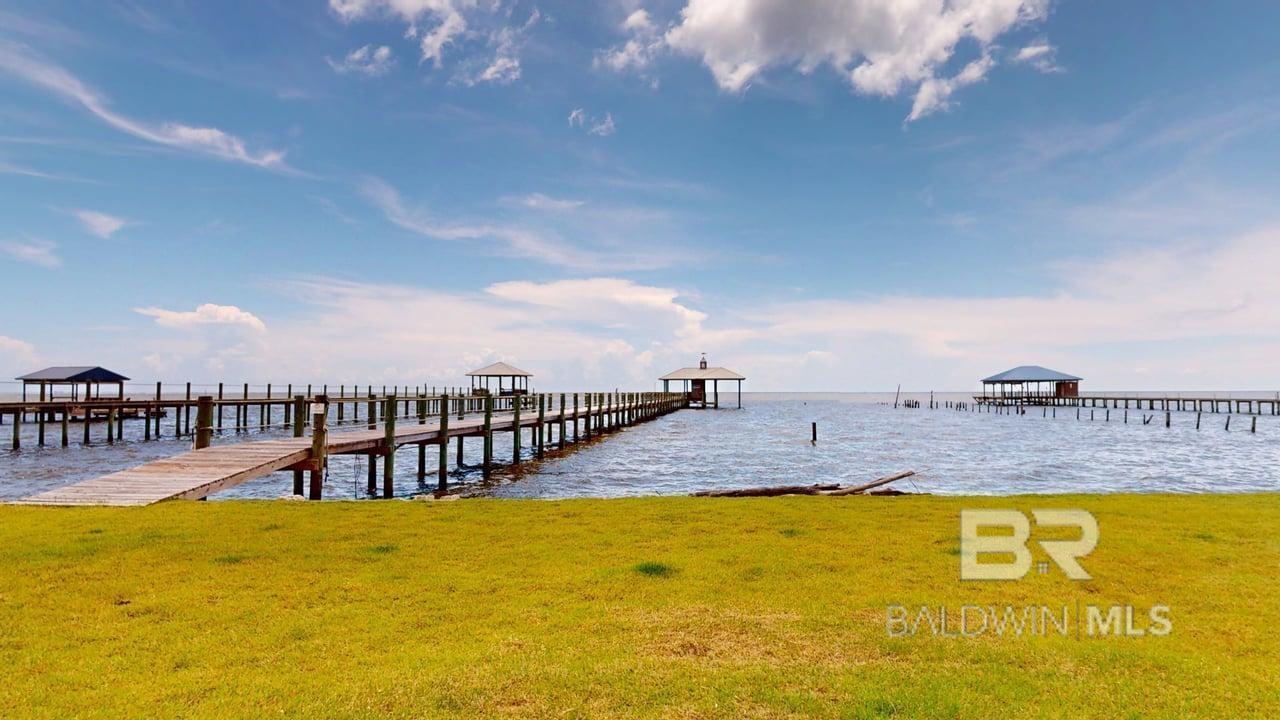 Image 3: Dock