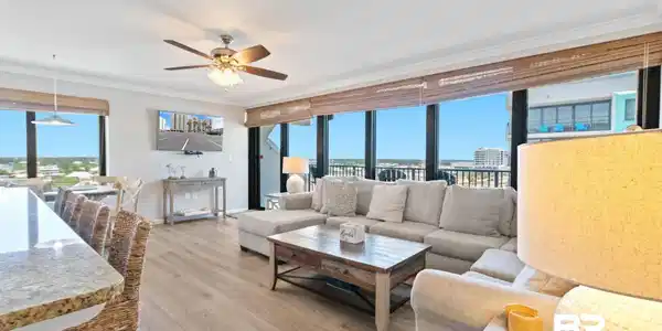 Image 4: Great Room