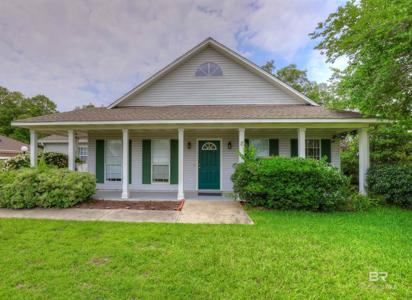 211 Driftwood Avenue