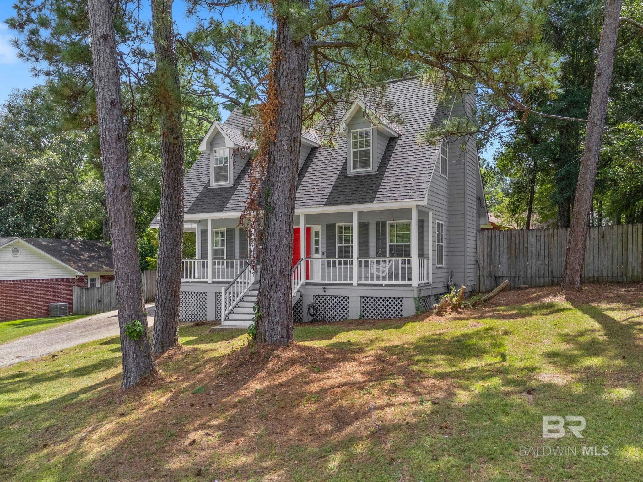 Image 3: Front Of Structure