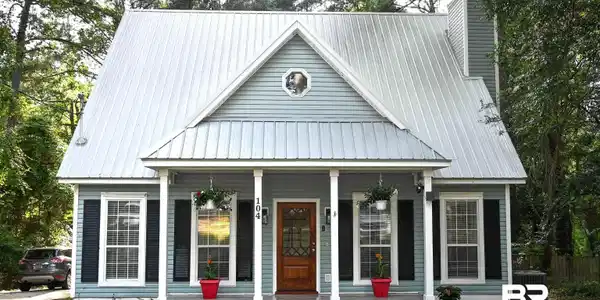 104 Crestview Circle