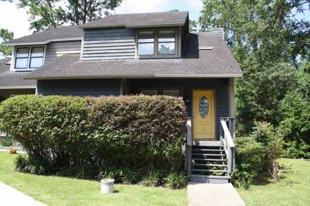 29 Lakeshore Drive