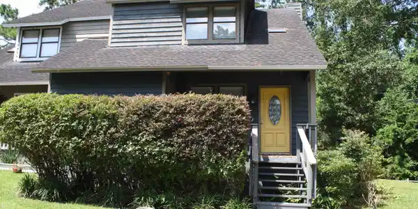 29 Lakeshore Drive