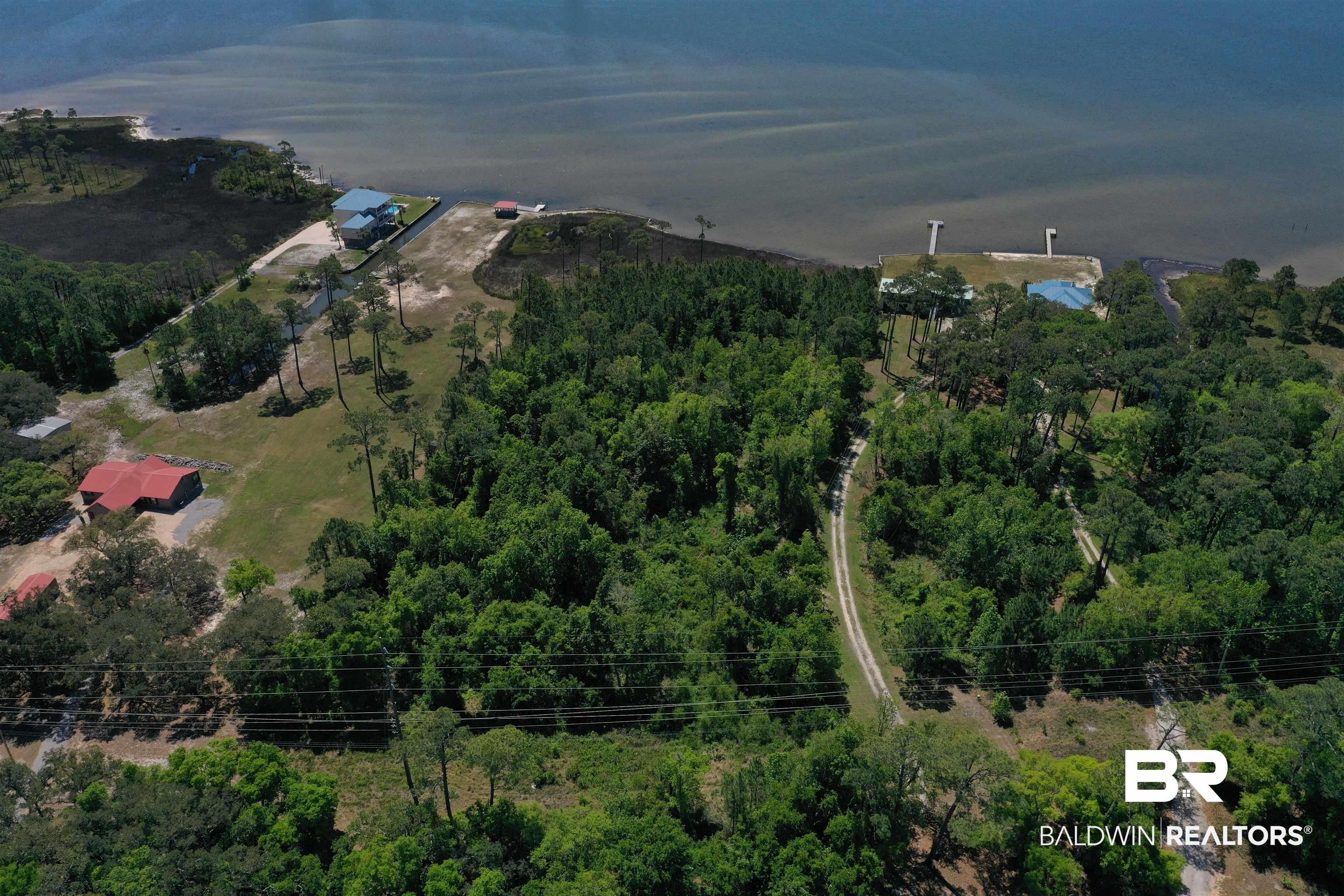 Image 3: Aerial view of property's location