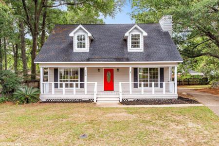 136 Chatam Loop