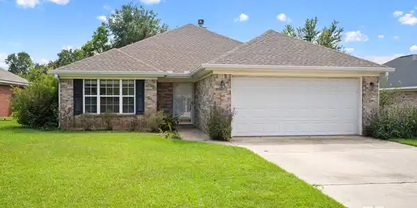 8218 Edgewood Drive