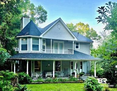 361 SHEPHERD Court