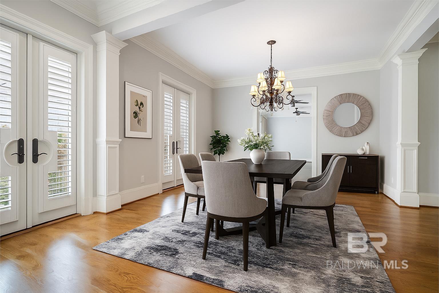 Image 3: Dining Area