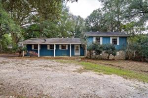 910 Whispering Pines Rd
