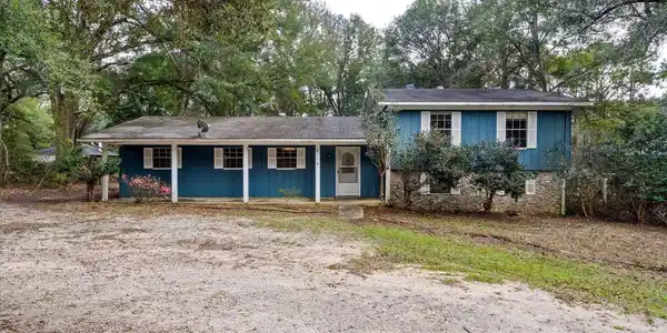 910 Whispering Pines Rd