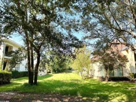122 Savannah Square