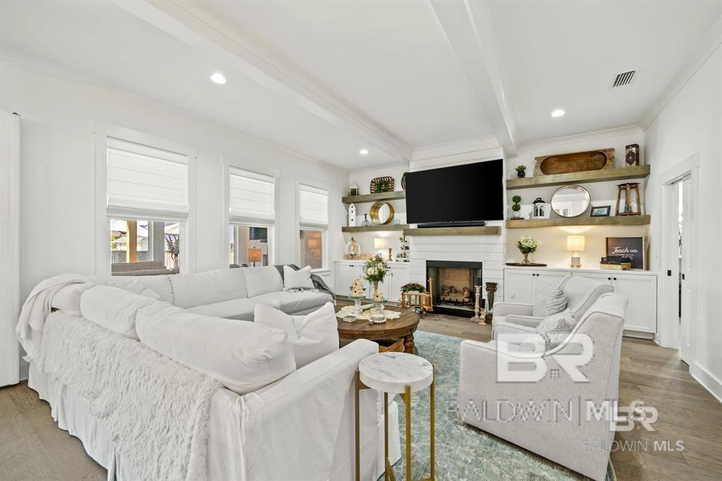 Image 2: Sampe of Builders Work- Living Room