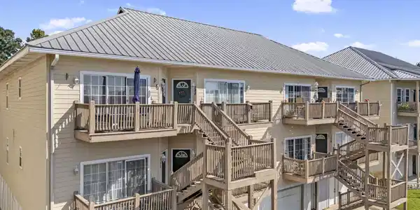 4 Yacht Club Drive