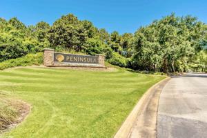 406 Peninsula Blvd