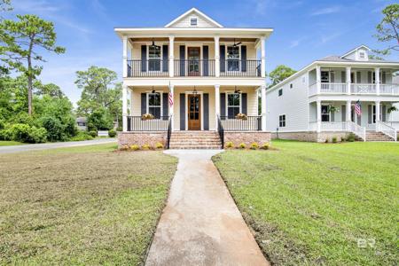 18412 Holt Lane