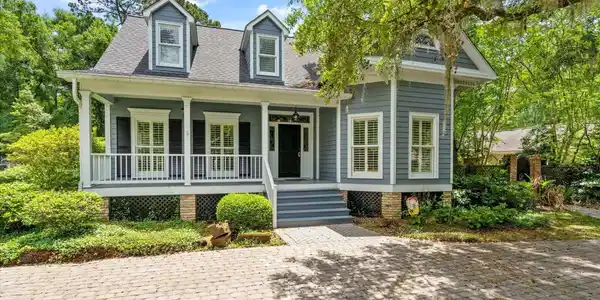 6522 Jacksons Oak Drive