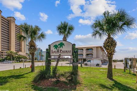 930 W Beach Boulevard