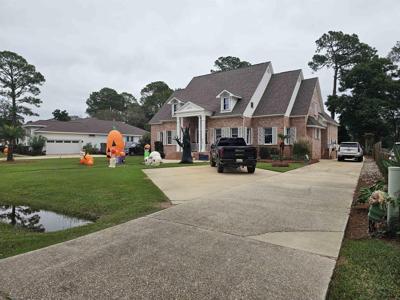 701 Wedgewood Drive