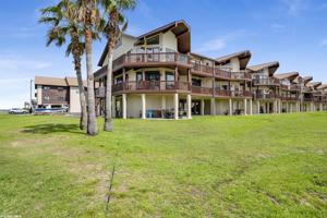 3770 Spinnaker Dr