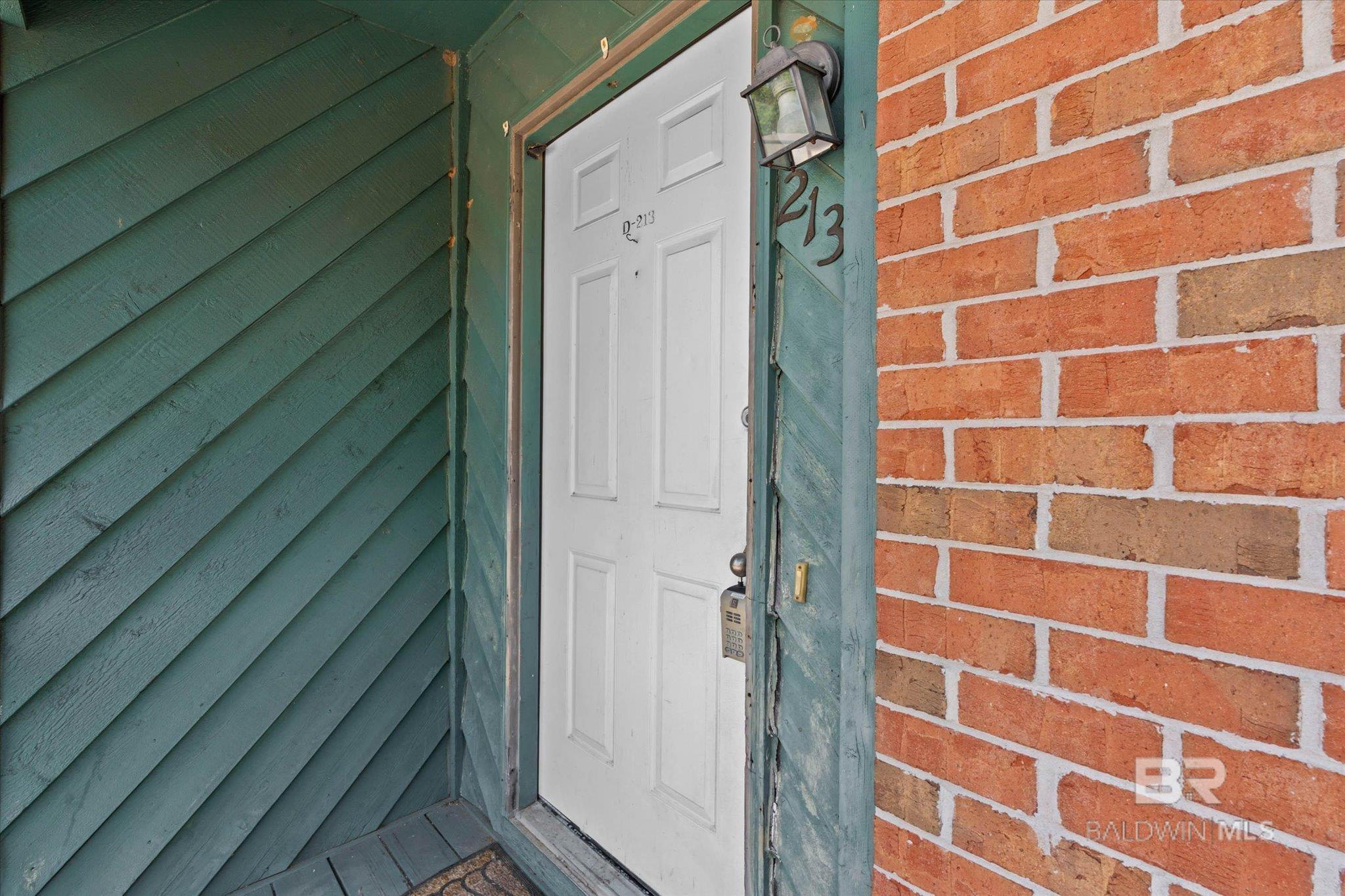 Image 2: Entry