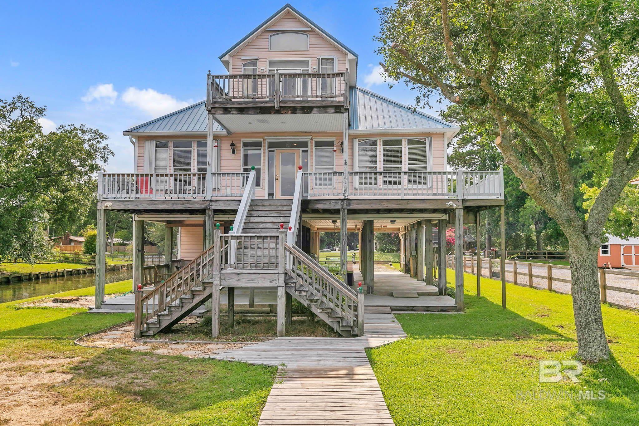 Image 3: Back of home